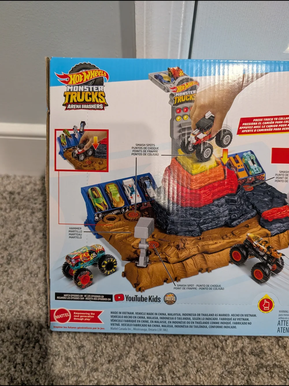 NIB Hot Wheels Monster Trucks Arena Smashers - Bone Shaker Ultimate Crush Yard